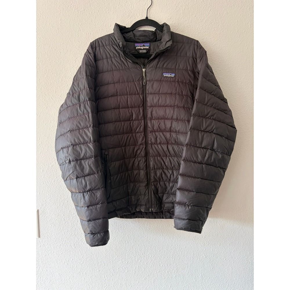 Patagonia Men’s Down Sweater Jacket Large Black Puffer Full Zip 84674FA14